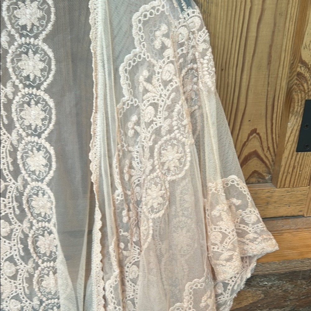 Beautiful Rue 21 Lace Cardigan - Picture 5 of 5